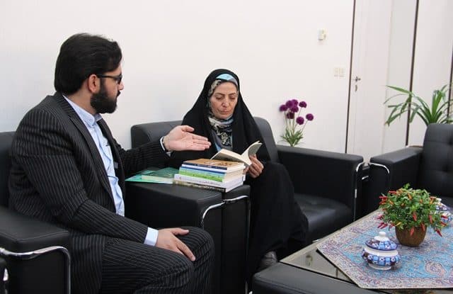 دیدار رییس حوزه هنری یزد با مدیرکل دفتر امور اجتماعی و فرهنگی استانداری یزد