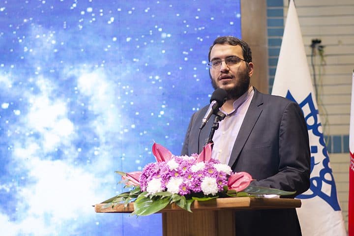 حوزه هنری یزد به مرکز جریانساز ادبیات انقلاب اسلامی تبدیل شده است