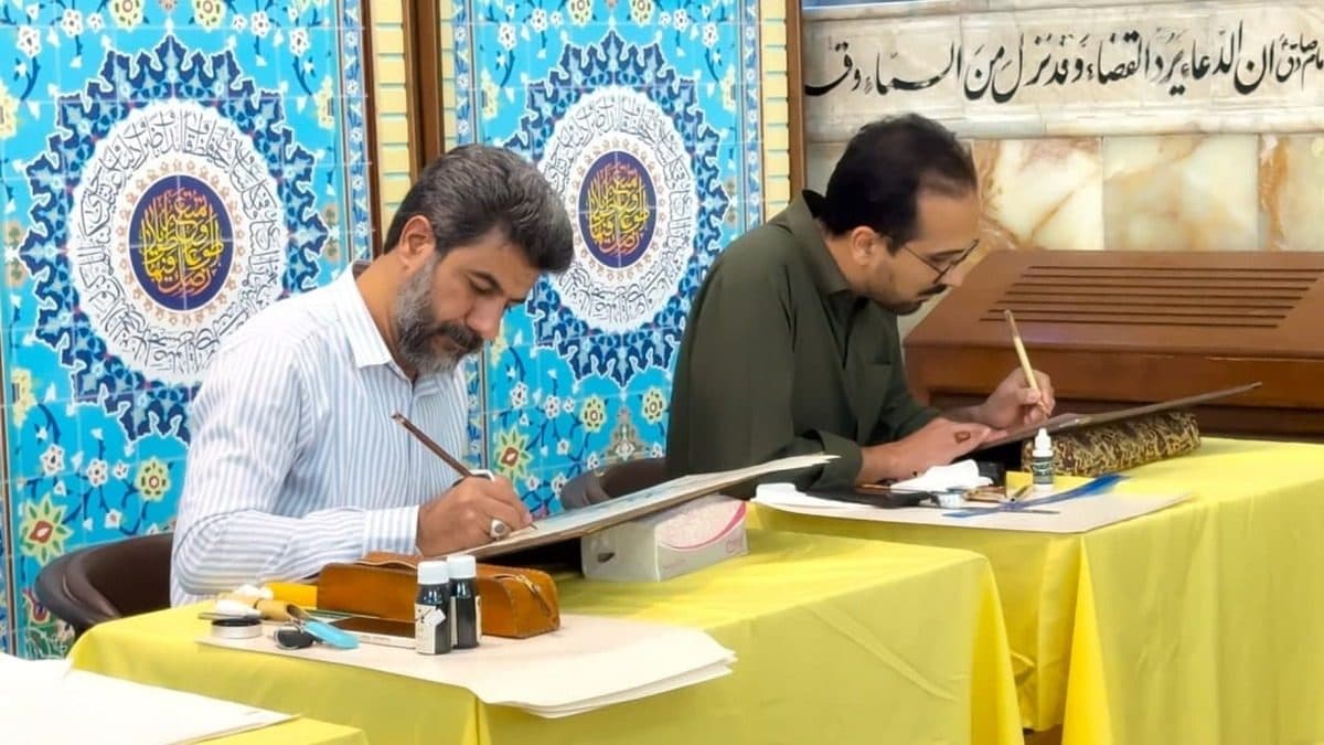 تولید ۲۶ اثر خوشنویسی در رویداد رسانه ای آیه نگار و محفل بزرگ قرآنی در امامزاده سید نصرالله