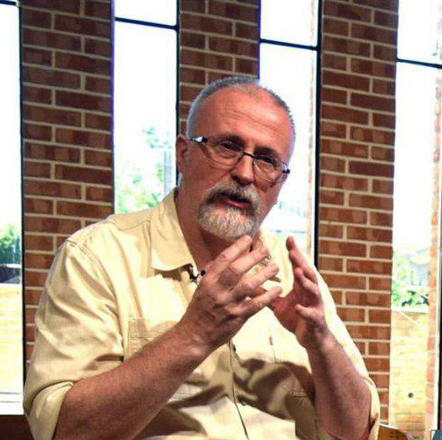 دیوید گلیسن نشست «تبدیل شدن به یک منتقد هنری» برگزار می‌کند