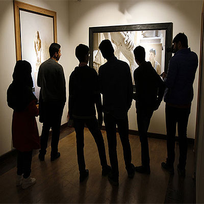 نمایشگاه های آخر هفته