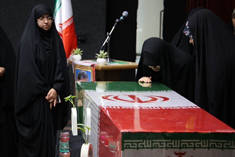 کارگاه یک‌روزه نویسندگی ویژه نوجوانان در حوزه هنری یزد برگزار شد